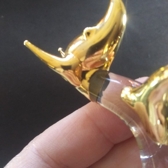 Glass kangaroo with a baby joey in the pouch clear glass with gold accents - Picture 13 of 15